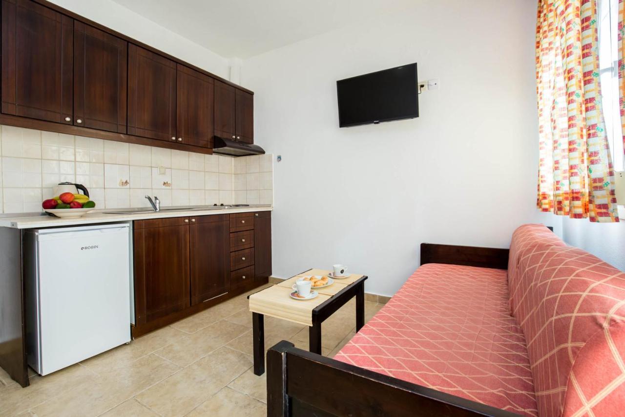 Apartments Ralitsa Limenária Eksteriør bilde